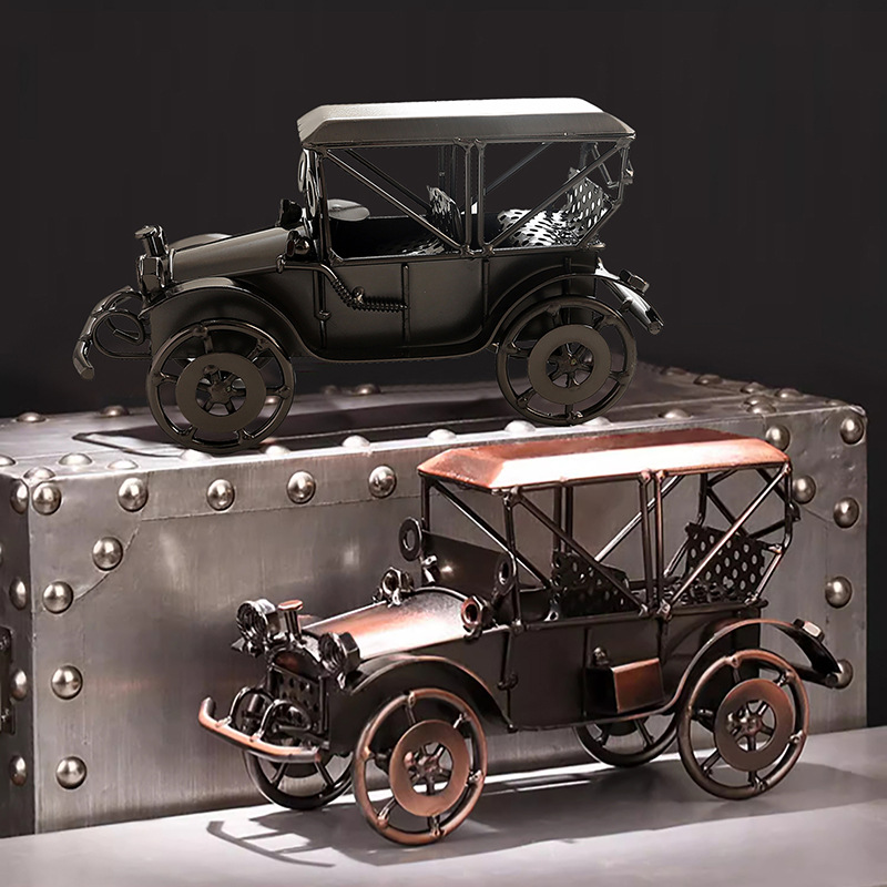 Vintage Collectible Ornaments - Ornamen Model Mobil Kuno Gaya Eropa